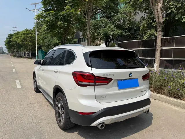 BMW X1 — Фото автомобиля 9