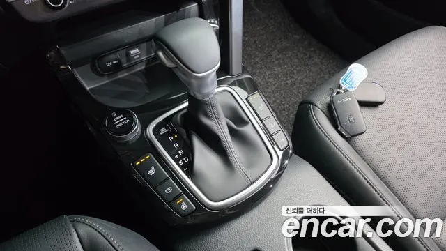 Kia Seltos — Фото автомобиля 12