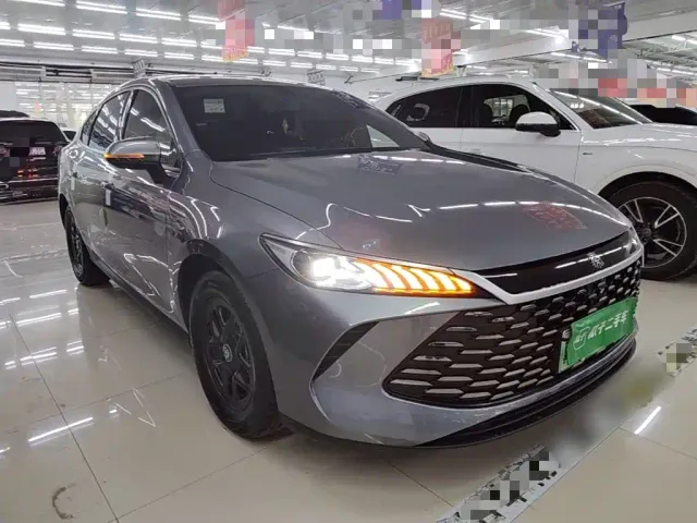BYD Qin PLUS — Фото автомобиля 3