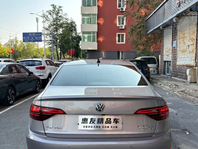 Volkswagen Sagitar — Фото автомобиля 5