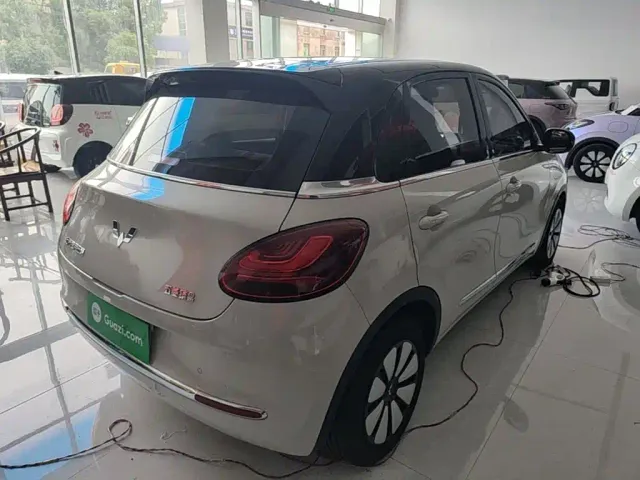 Wuling Bingo — Фото автомобиля 6