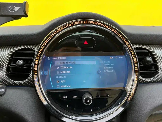 MINI Hatch — Фото автомобиля 15