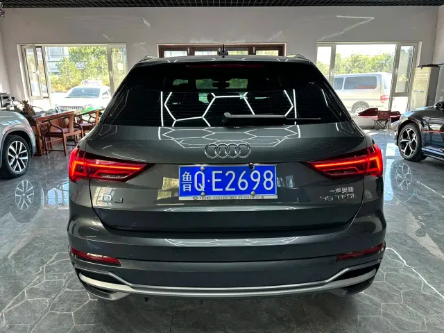 Audi Q3 — Фото автомобиля 6