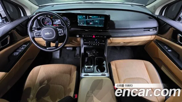 Kia Carnival — Фото автомобиля 10