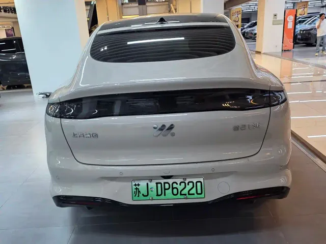 IM Motors LS6 — Фото автомобиля 3