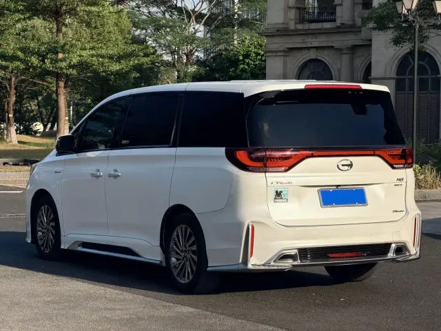 GAC Trumpchi M8 — Фото автомобиля 17