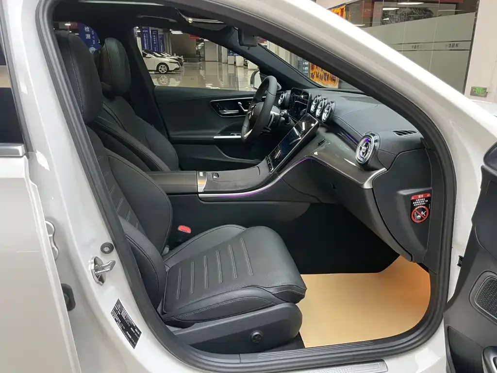 Mercedes-Benz Mercedes-Benz C-Class 2022 Facelift C 200 L Sport — Фото автомобиля 18