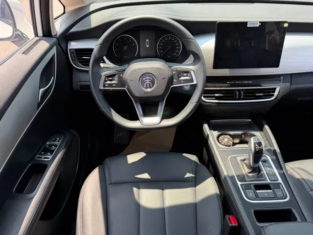 BYD Song MAX — Фото автомобиля 15