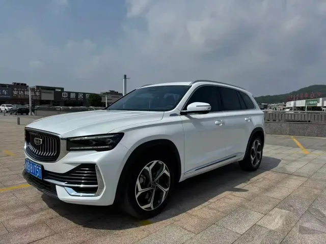 Фотография автомобиля — Geely Xingyue L