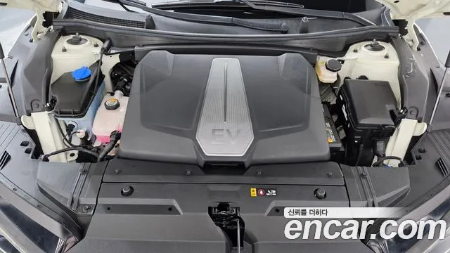 Kia EV6 — Фото автомобиля 9