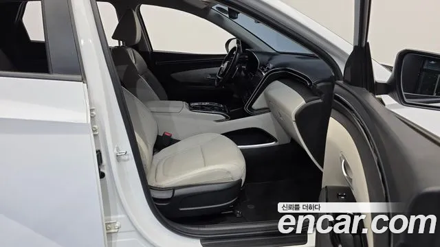Hyundai Tucson Tucson (NX4) Бензин 1.6 турбо 2WD — Фото автомобиля 11