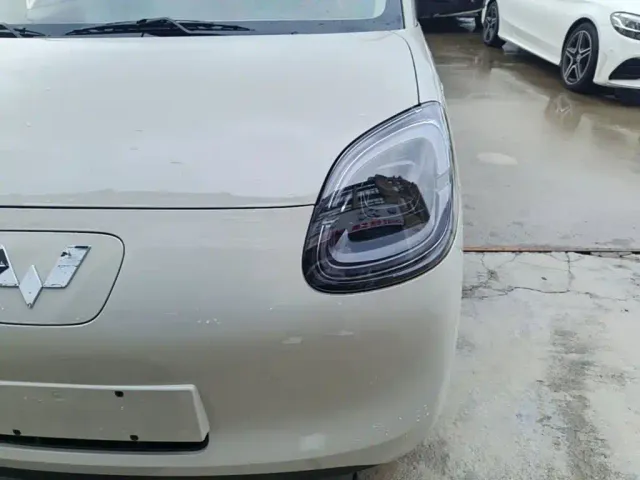 Wuling Hongguang Mini EV — Фото автомобиля 23