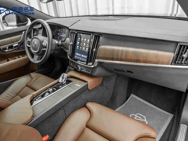 Volvo S90 — Фото автомобиля 14