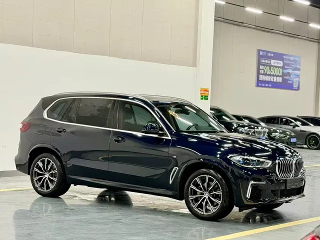 BMW X5 — Фото автомобиля 3