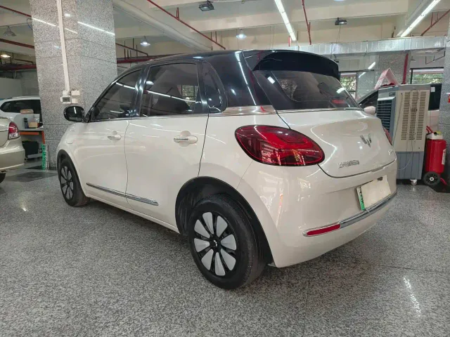 Wuling Bingo — Фото автомобиля 12