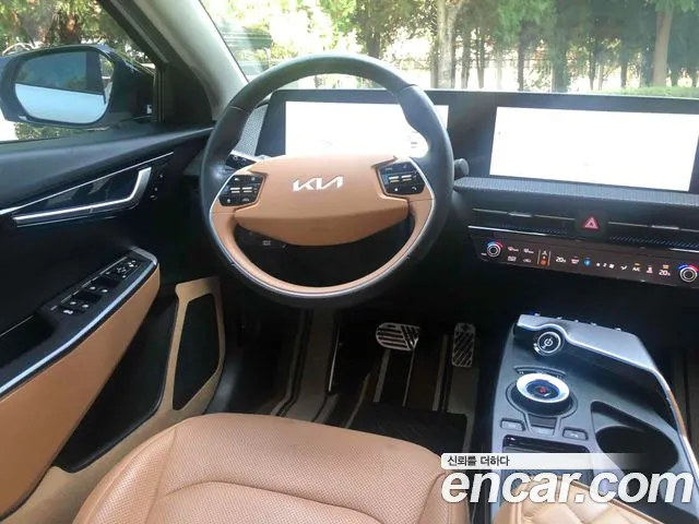 Kia EV6 — Фото автомобиля 16