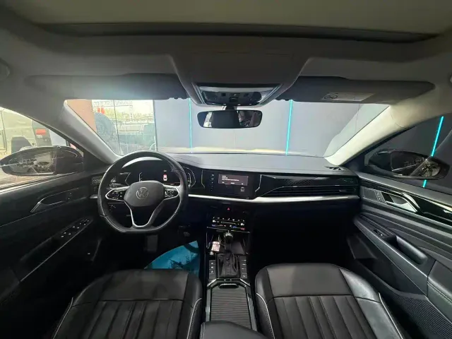 Volkswagen Passat — Фото автомобиля 9