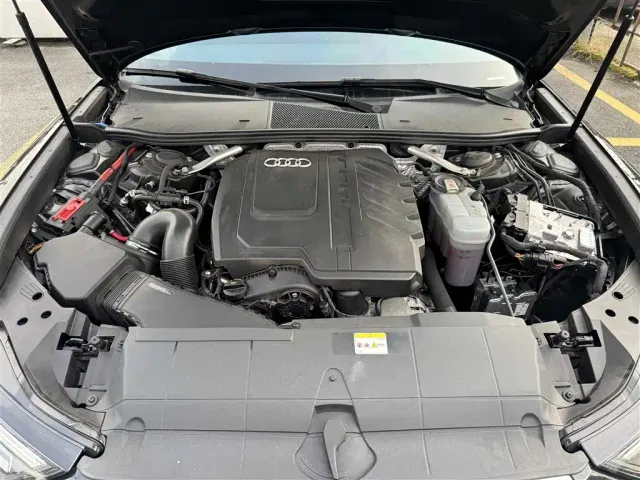 Audi A6L — Фото автомобиля 9