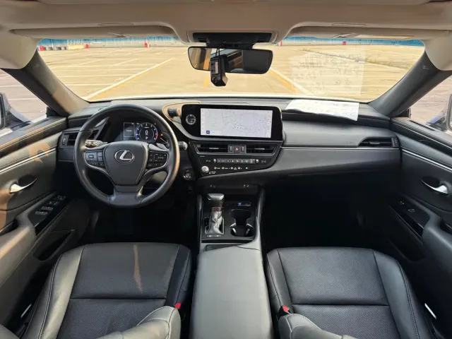 Lexus Lexus ES 2023 200 Excellence Edition — Фото автомобиля 5