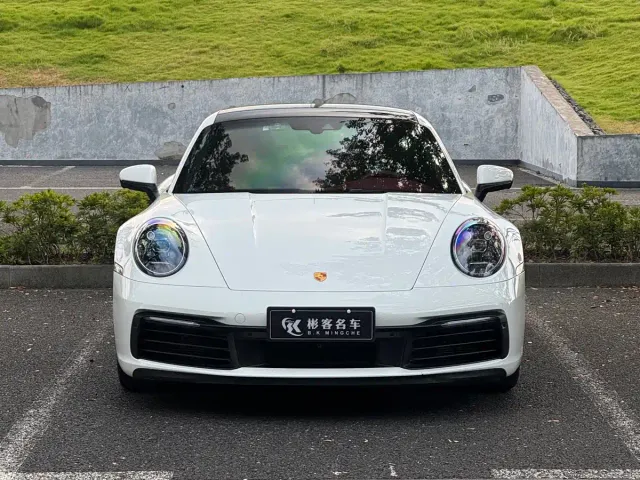 Фотография автомобиля — Porsche 911