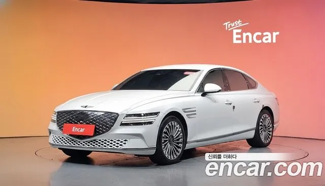 Фотография автомобиля — Genesis G80 RG3