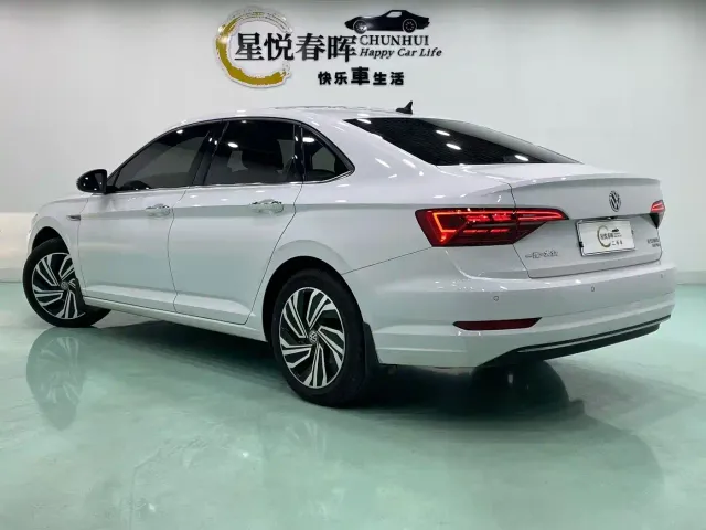 Volkswagen Sagitar — Фото автомобиля 7