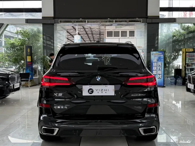 BMW X5 — Фото автомобиля 4