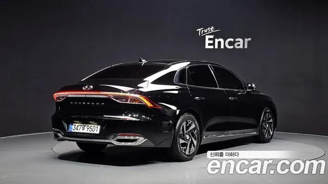 Hyundai Grandeur — Фото автомобиля 2