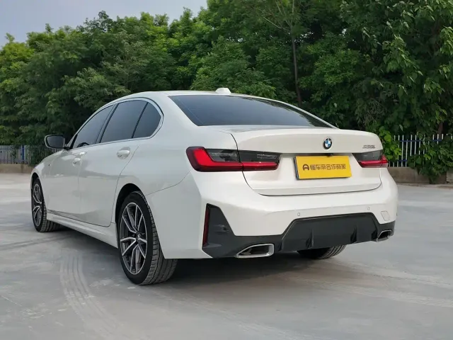 BMW 3 Series — Фото автомобиля 5
