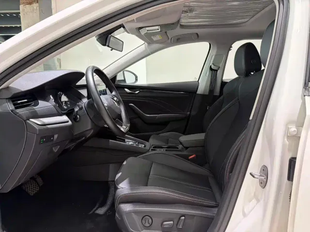 Skoda Octavia — Фото автомобиля 22