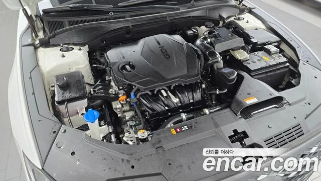 Hyundai Grandeur New — Фото автомобиля 9