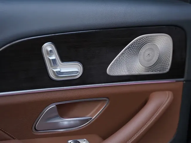 Mercedes-Benz GLE-Class — Фото автомобиля 20