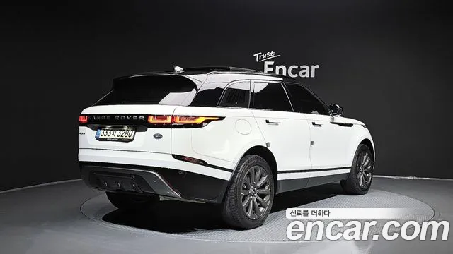 Land Rover Range Rover Velar Range Rover Velar 2.0 P250 R-Dynamic SE — Фото автомобиля 2
