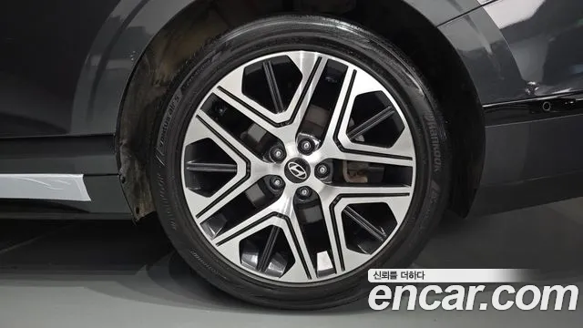 Hyundai Grandeur GN7 — Фото автомобиля 6