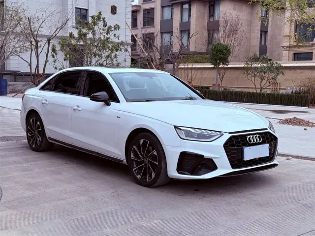 Audi A4L — Фото автомобиля 3