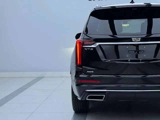 Cadillac XT6 — Фото автомобиля 8