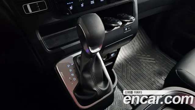 Hyundai Staria Staria Карго 5 мест — Фото автомобиля 7