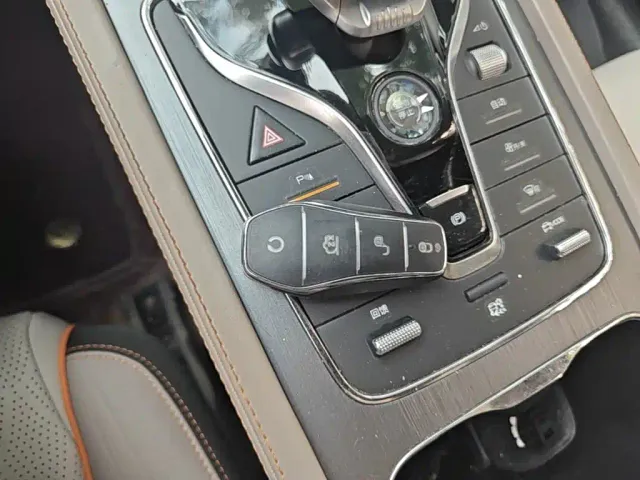BYD Yuan PLUS — Фото автомобиля 8
