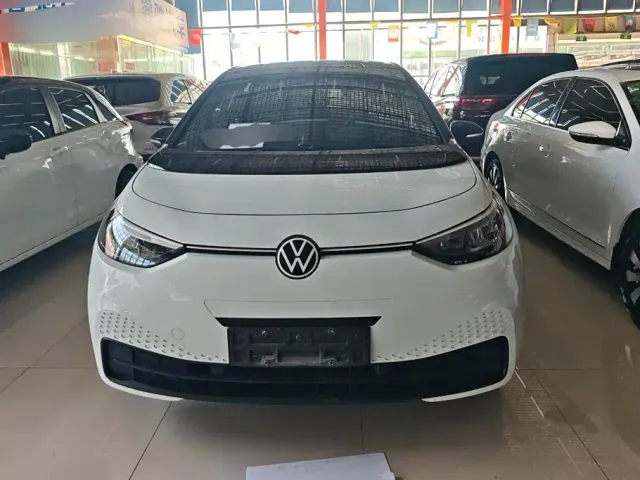 Volkswagen ID.3 — Фото автомобиля 2