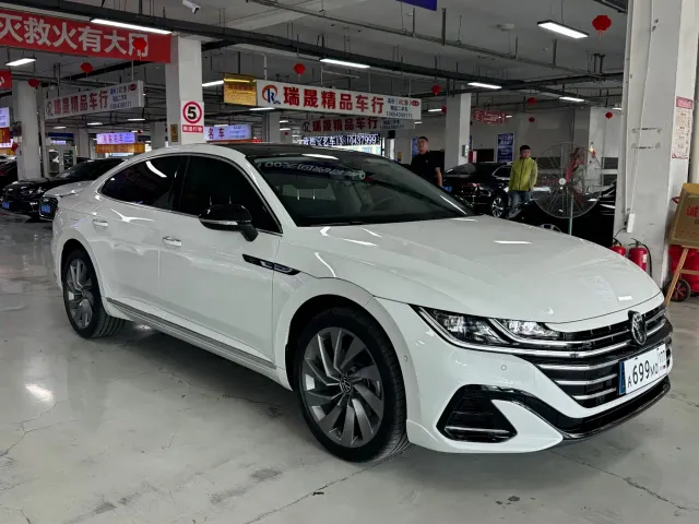 Volkswagen CC — Фото автомобиля 3