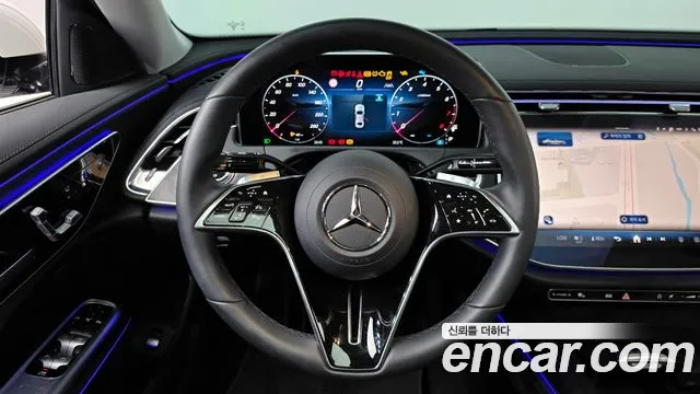 Mercedes-Benz E-Class — Фото автомобиля 12