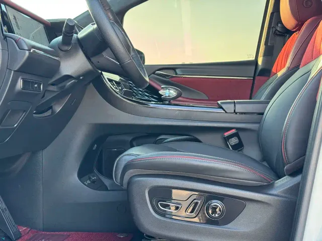 GAC Trumpchi M8 — Фото автомобиля 7