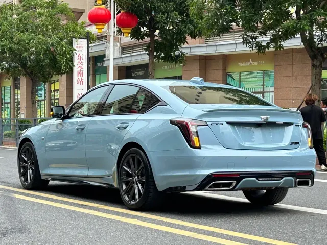 Cadillac CT5 — Фото автомобиля 6