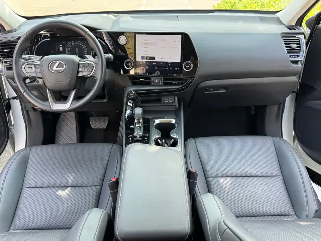 Lexus NX — Фото автомобиля 6