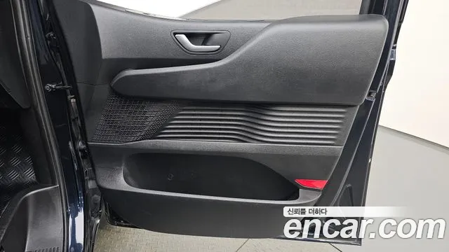 Hyundai Staria Staria Карго 5 мест — Фото автомобиля 24