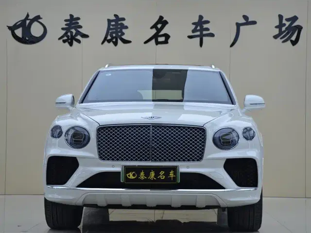 Bentley Bentayga Hybrid — Фото автомобиля 2