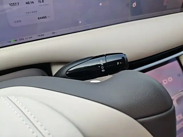 IM Motors LS6 — Фото автомобиля 13