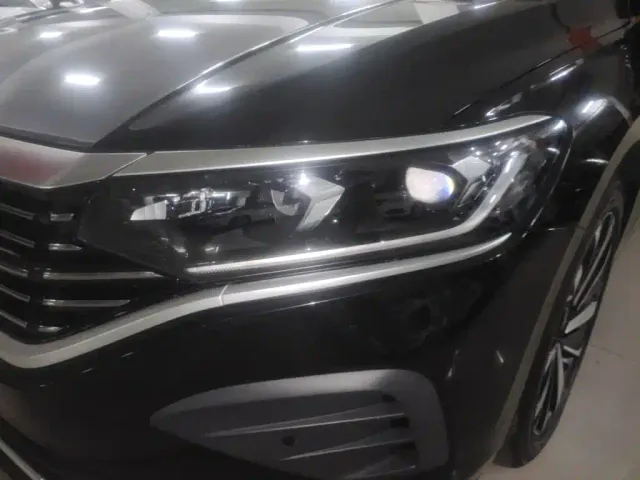Volkswagen Passat 2024 380TSI Dragon Soaring Edition — Фото автомобиля 23