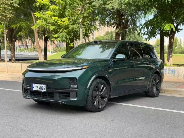 Фотография автомобиля — Li Auto L9