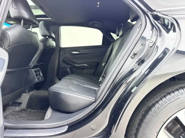 Toyota Avalon — Фото автомобиля 4